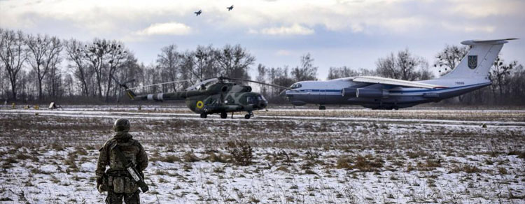Ukraine deploys units to Russian border
