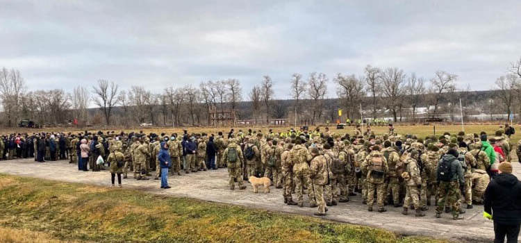 Kharkiv residents prepare to defend Ukraine